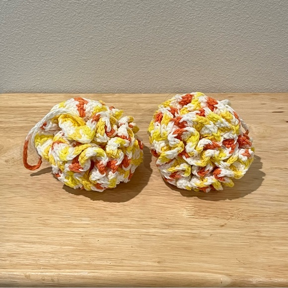 Set of 2 Crochet Yellow/Orange/White Eco-Friendly Bath Loofahs with Hanging Loop - Picture 8 of 10